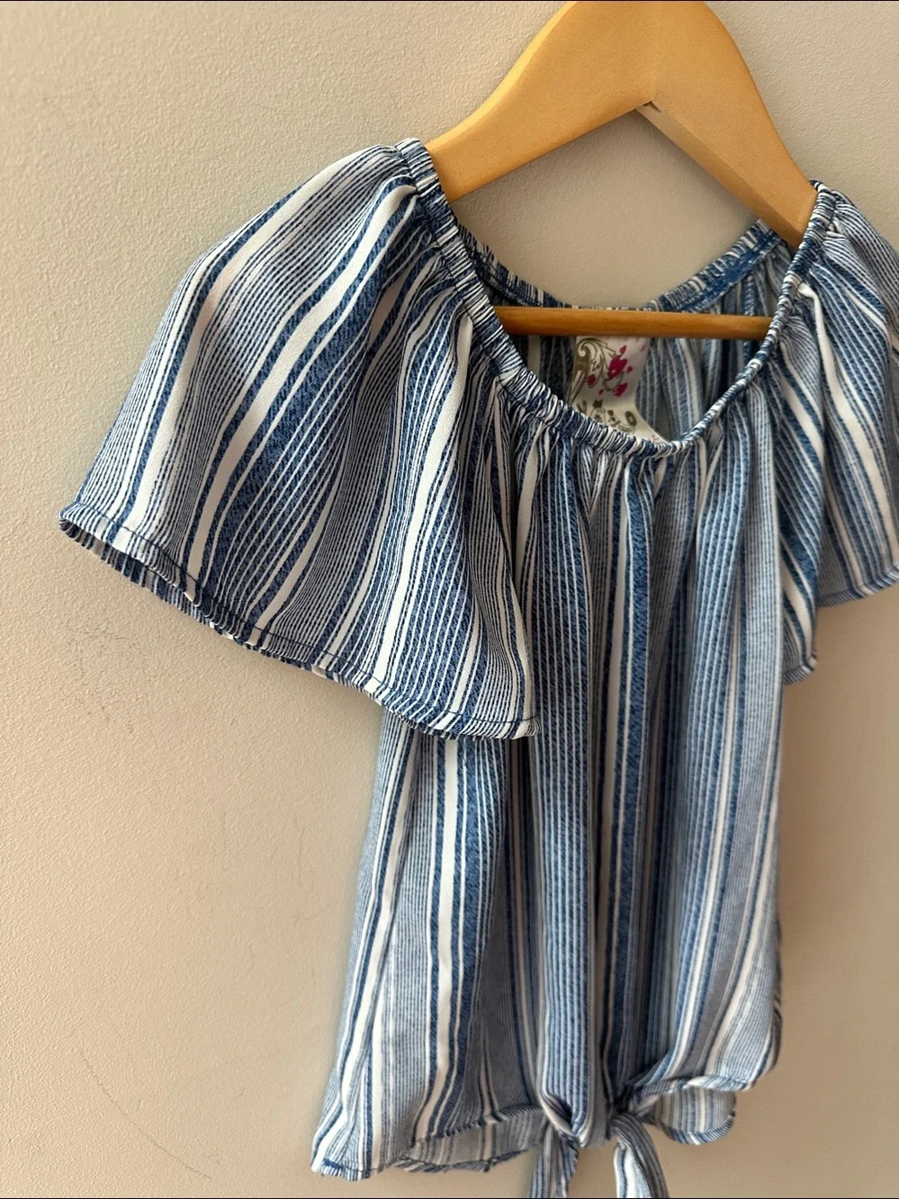 8/$25 Jenna & Jessie Striped Blue Tie-Front Off-Shoulder Women's Top